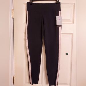 NWT $79 Athleta Tux Chaturanga Tights, Leggings. Sz M